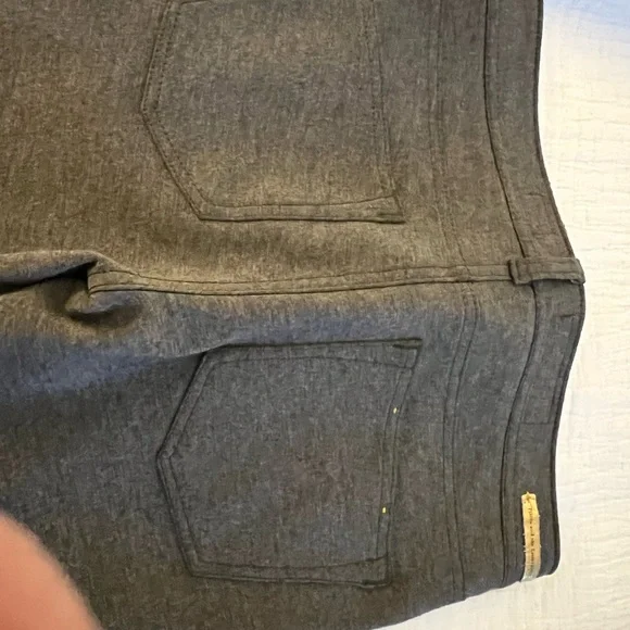 Anthropologie Pilcro Letterpress Serif Ponte leggings size 28. - Picture 5 of 8